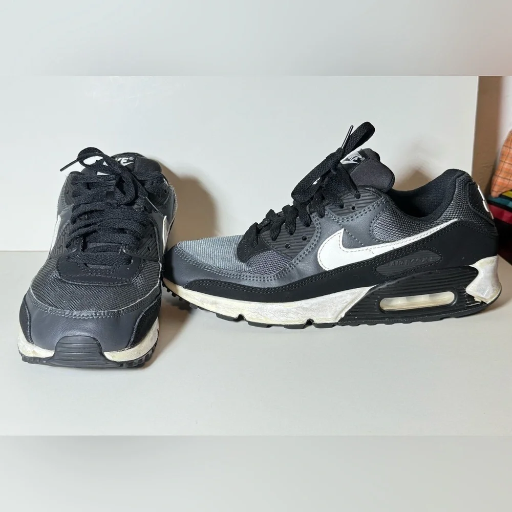 Nike Air Max 90 Men's - Grey White Black Athletic Shoes [CN8490-002]